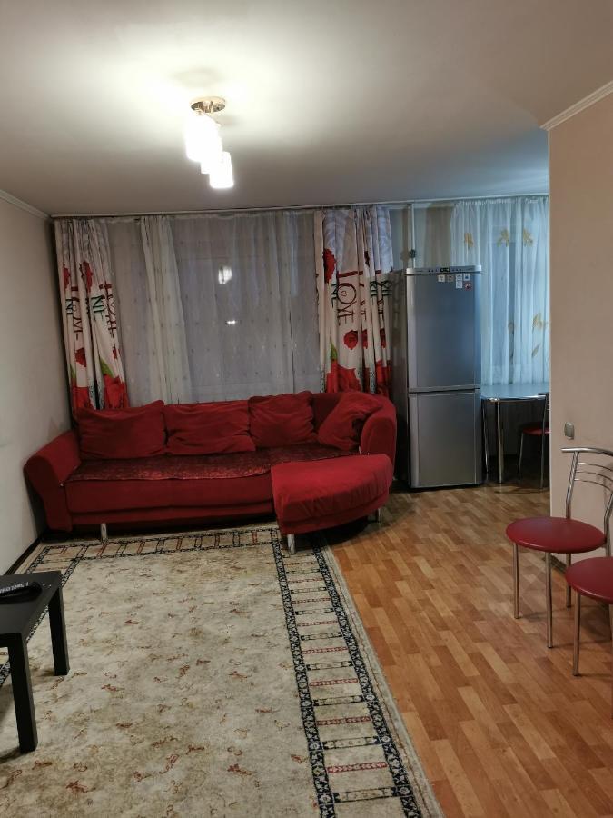 2 Комн Квартира В Центре По Пушкина كوستاناي المظهر الخارجي الصورة